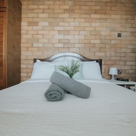 Ombak Deru Lodge มารัง ภายนอก รูปภาพ