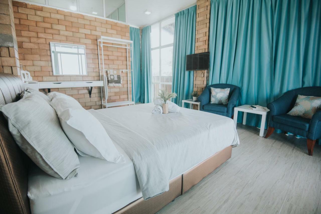 Ombak Deru Lodge มารัง ภายนอก รูปภาพ