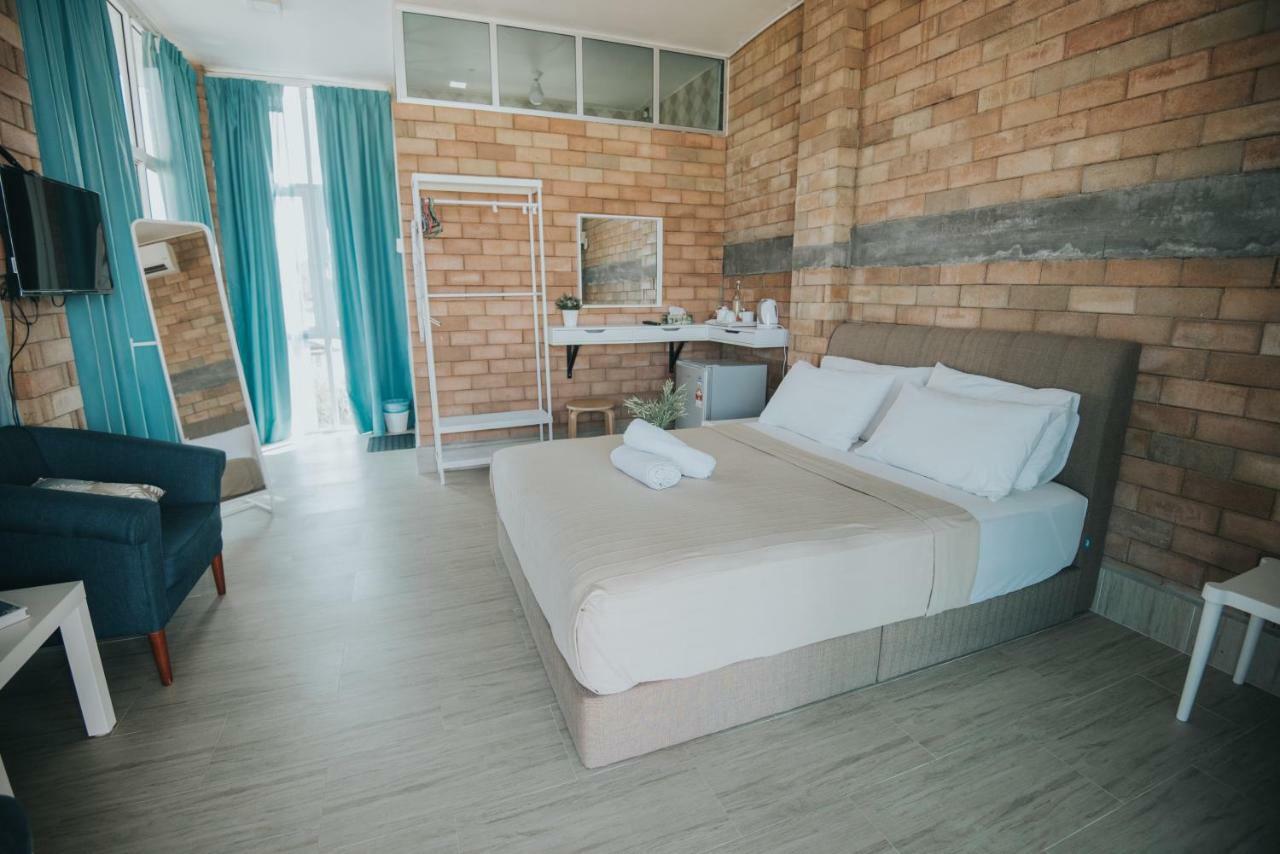 Ombak Deru Lodge มารัง ภายนอก รูปภาพ